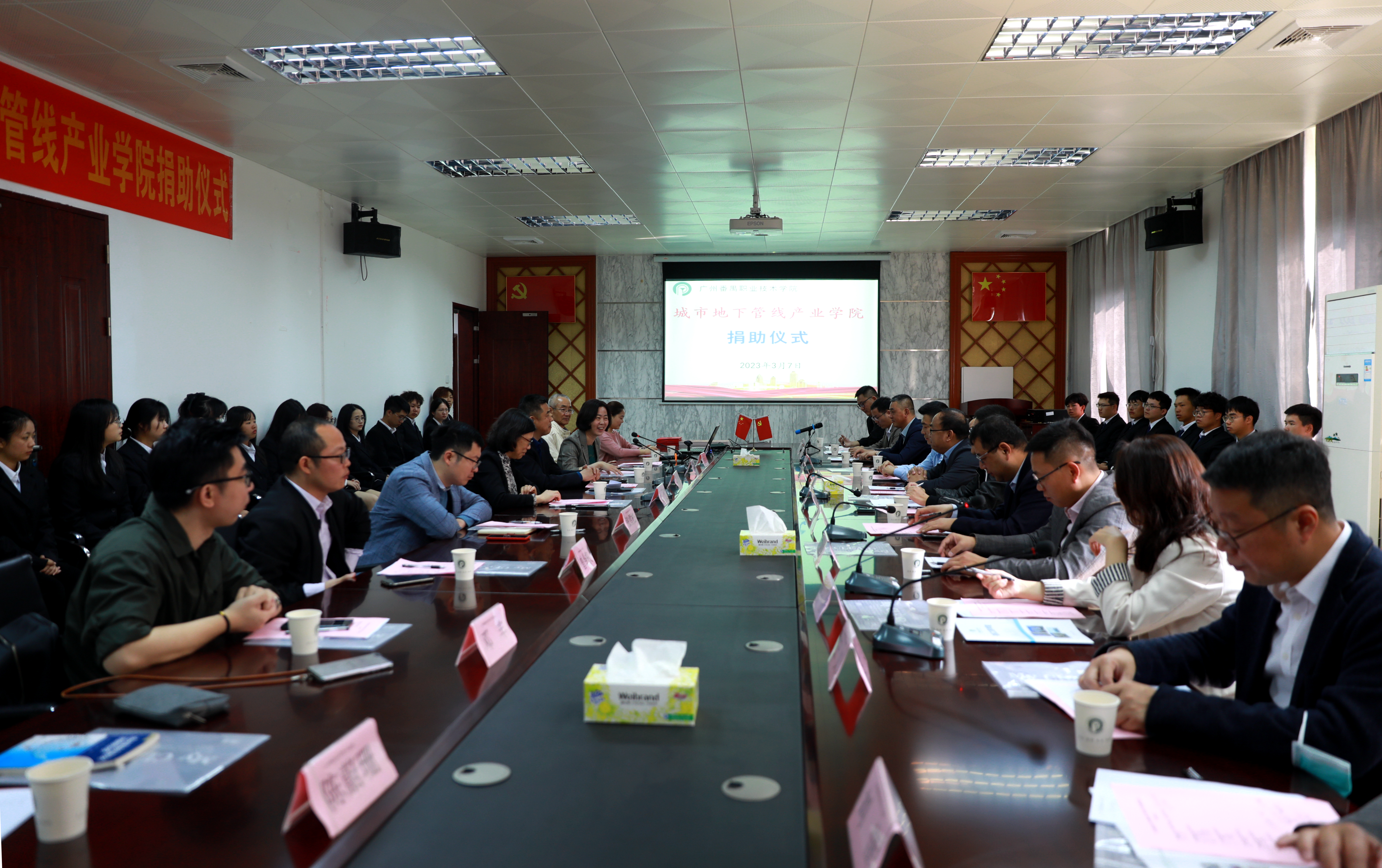 cae68a0ea89641f8a7c62adff674e22f.JPG
