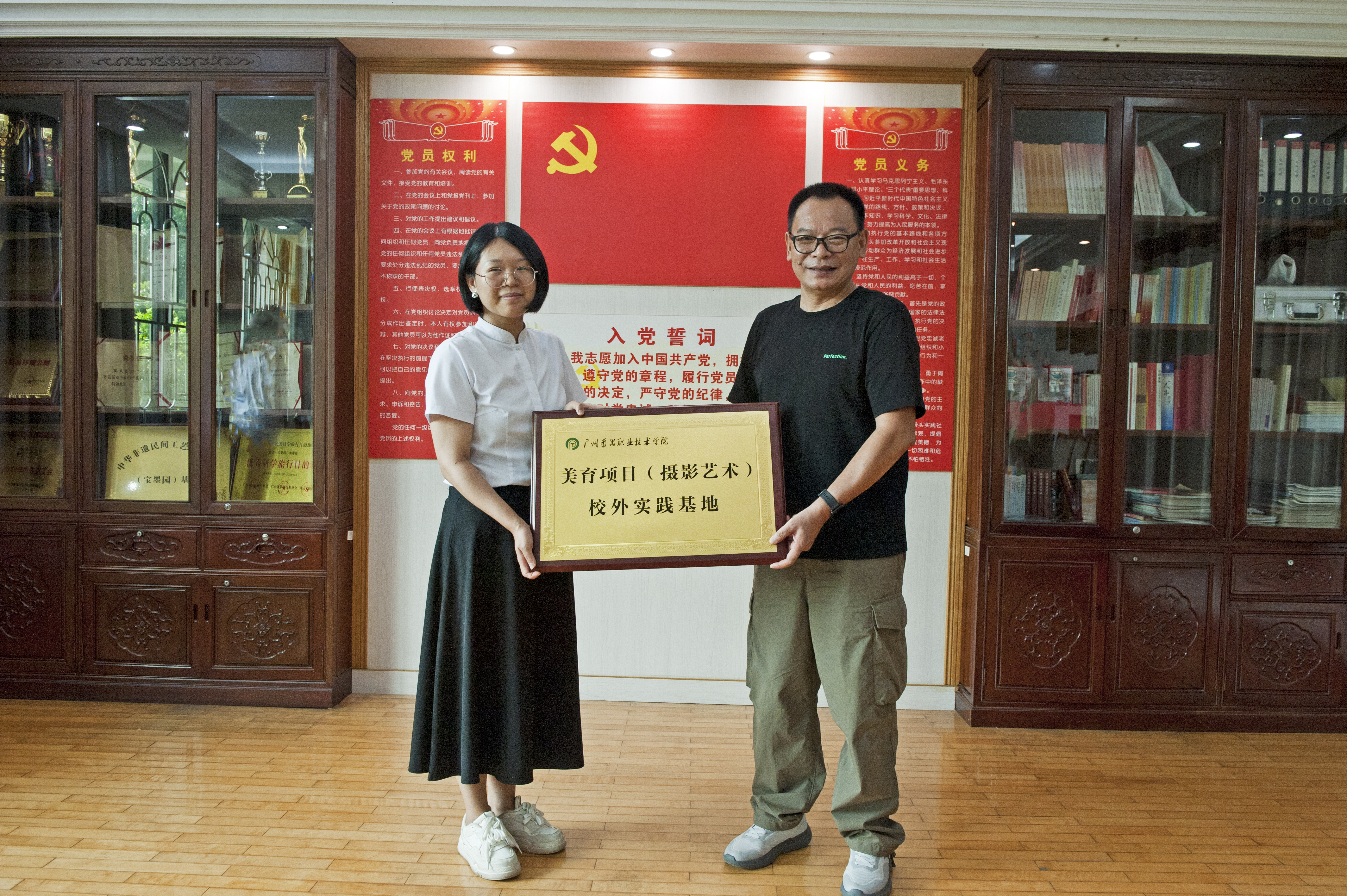 a1beda30f3674d11855caf410dd2498c.jpg a1beda30f3674d11855caf410dd2498c.jpg