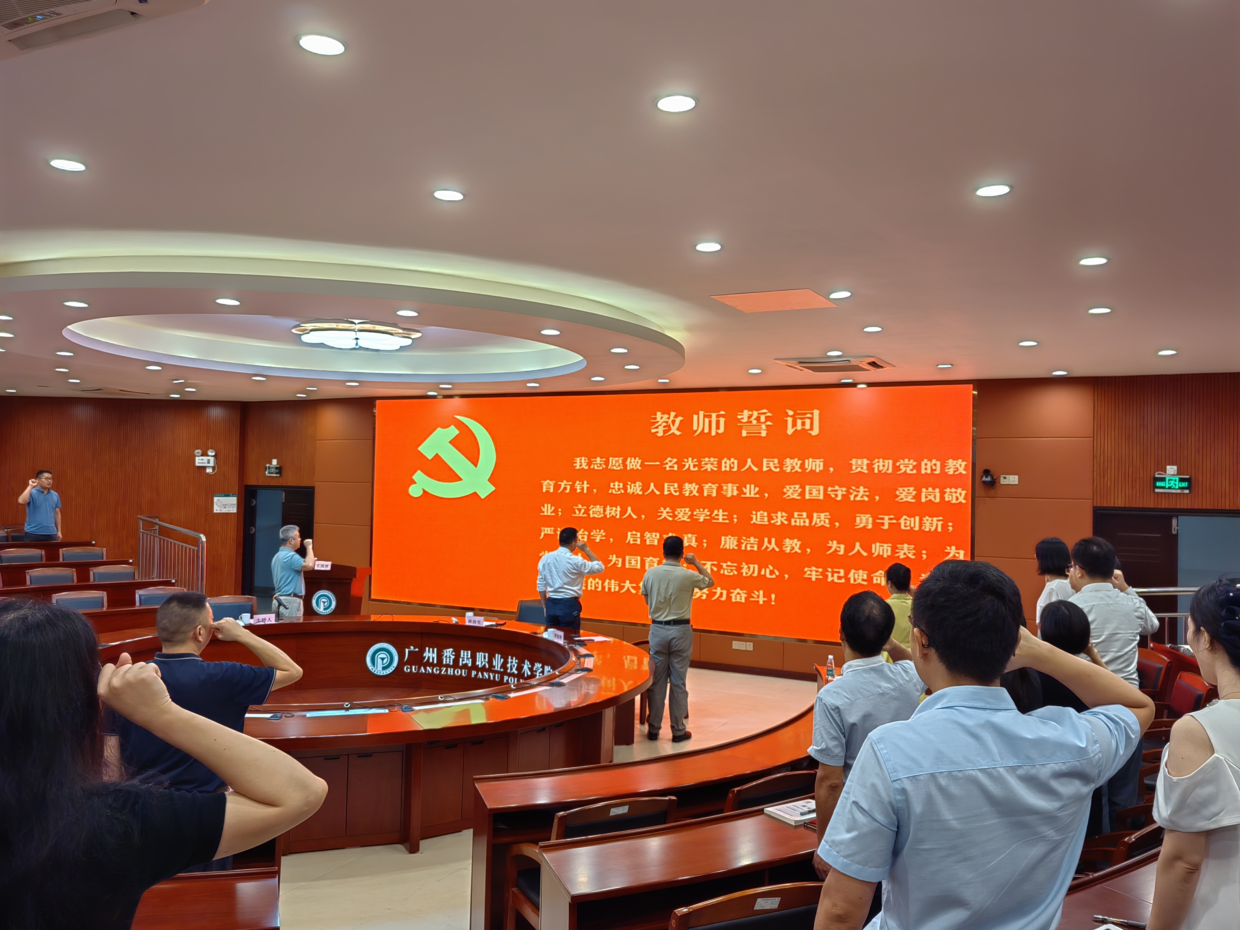 c89edfbdf59d4eb797df77589ecb73a4.jpg c89edfbdf59d4eb797df77589ecb73a4.jpg