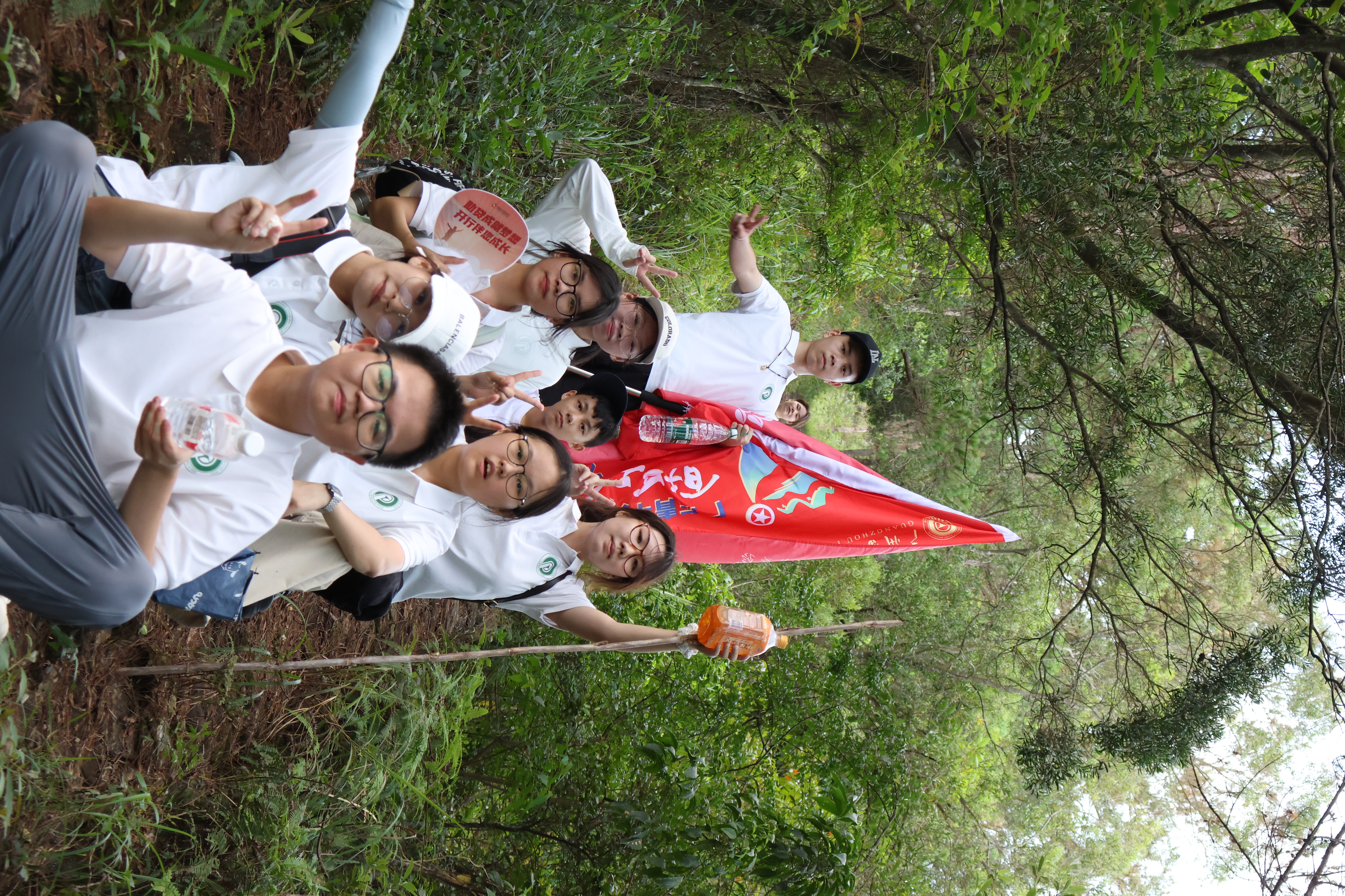 f79cce9a05f9483bb3d8d9250e41159a.JPG