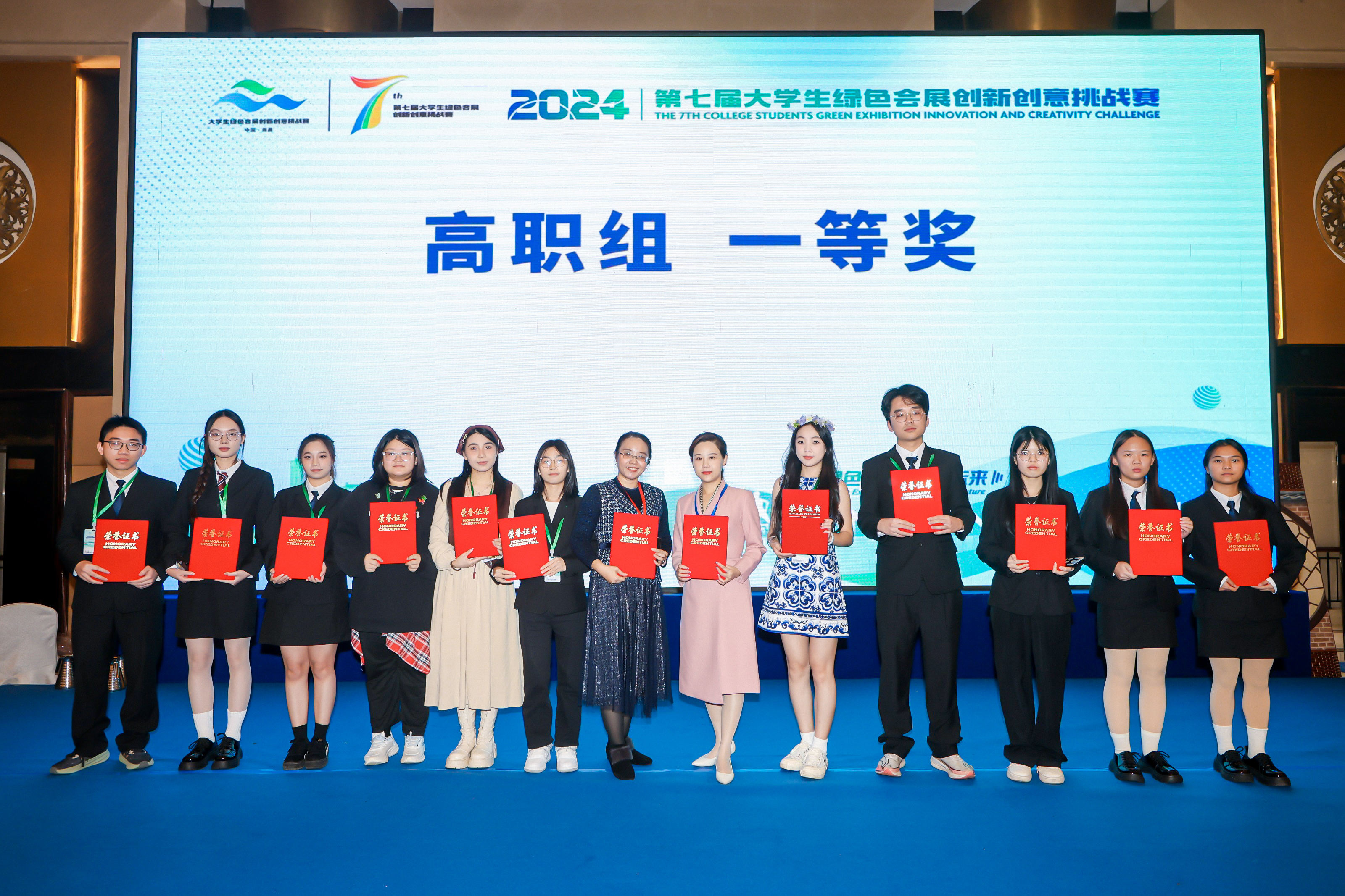 ef3cef76bad4408f928ddb27c47b4545.jpg