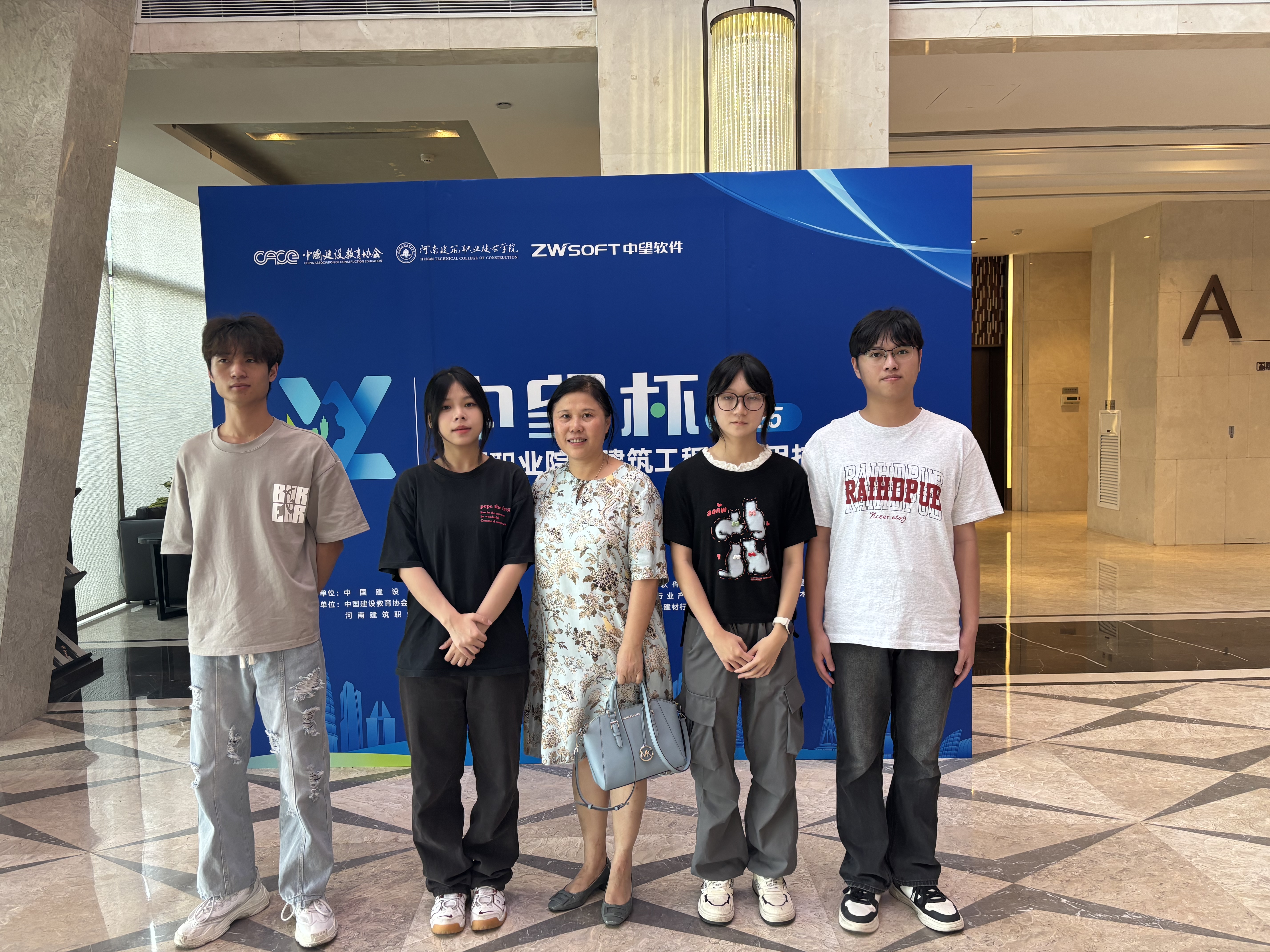 edf61d7d499f48fb80995f034a9eb6e6.jpg edf61d7d499f48fb80995f034a9eb6e6.jpg