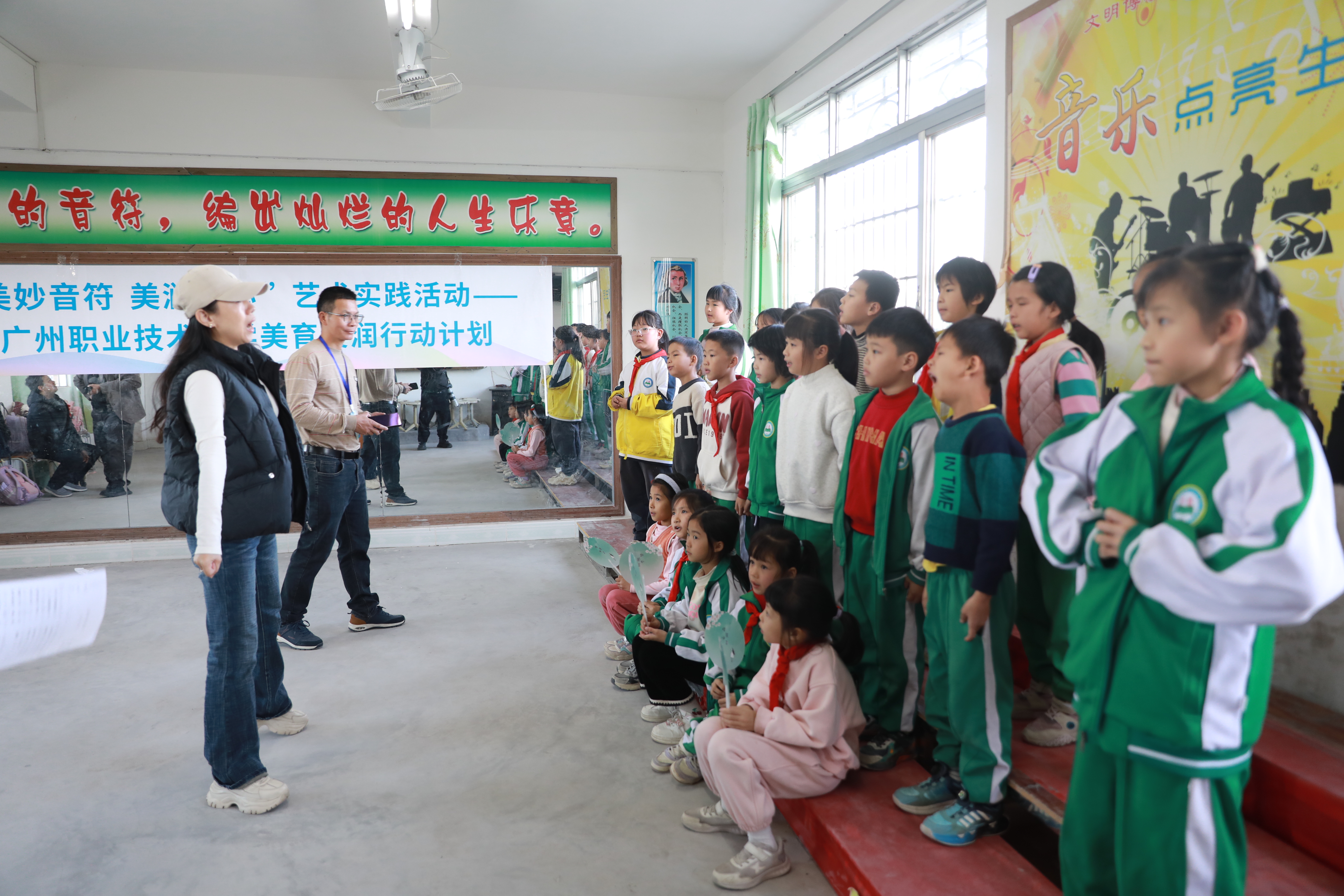 f2fb978eb14a4c49974a3d6cc8cc2e19.jpg
