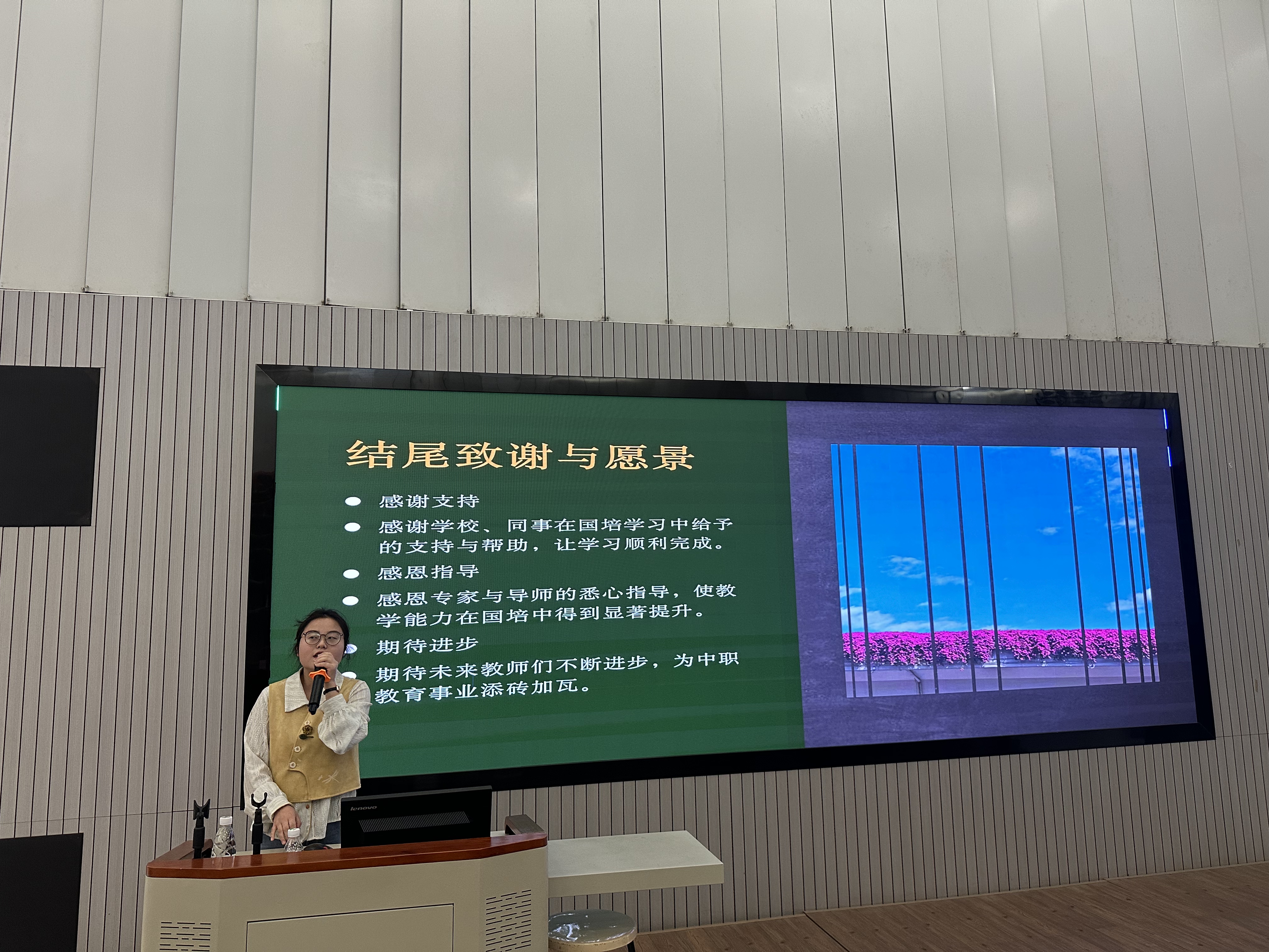f914a9d97d224a4095c87a3c731f8cc8.jpg f914a9d97d224a4095c87a3c731f8cc8.jpg