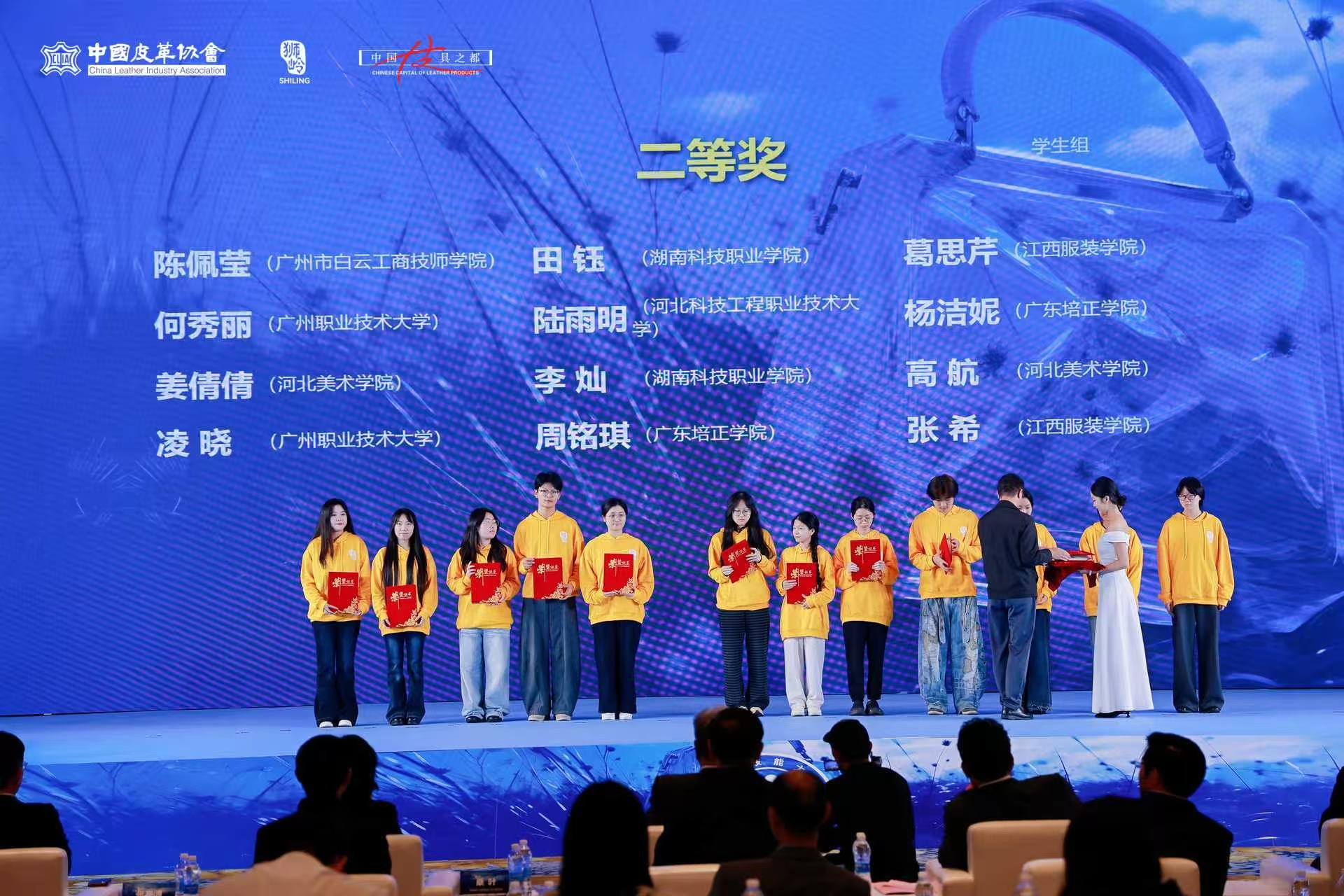 92d592e0af4543679cafeb36a082a5f5.jpg 92d592e0af4543679cafeb36a082a5f5.jpg