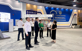 中铁十局集团有限公司客人来校共探校企合作新路径