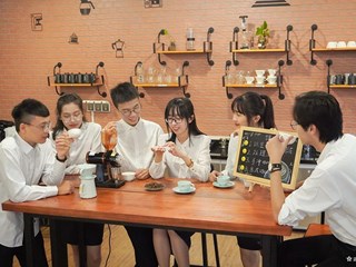 课堂教学、学生实训