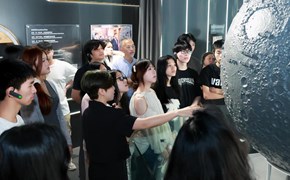 艺术学院：产品专业新生赴东莞得利钟表开展“职业认知”实践