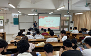 汽车学院：党总支书记讲授思政第一课