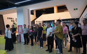 艺术学院：桥南街商会与艺术设计学院举办校企合作交流座谈会