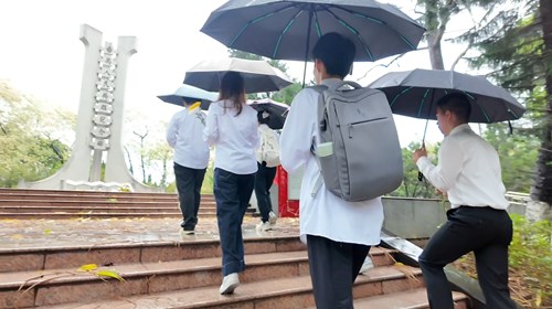 建工学院：组织团员青年开展清明祭扫缅怀活动