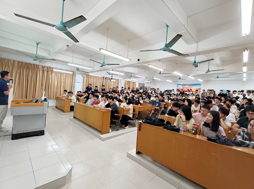 建工学院：推出本科师生“揭榜建科院科研项目”专项科研实践活动