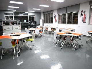 7C202数智化汽车营销实训室
