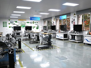 7C203驱动电机实训室