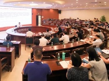 深学细研，实干发力 | 推动学校高质量发展取得新成效！